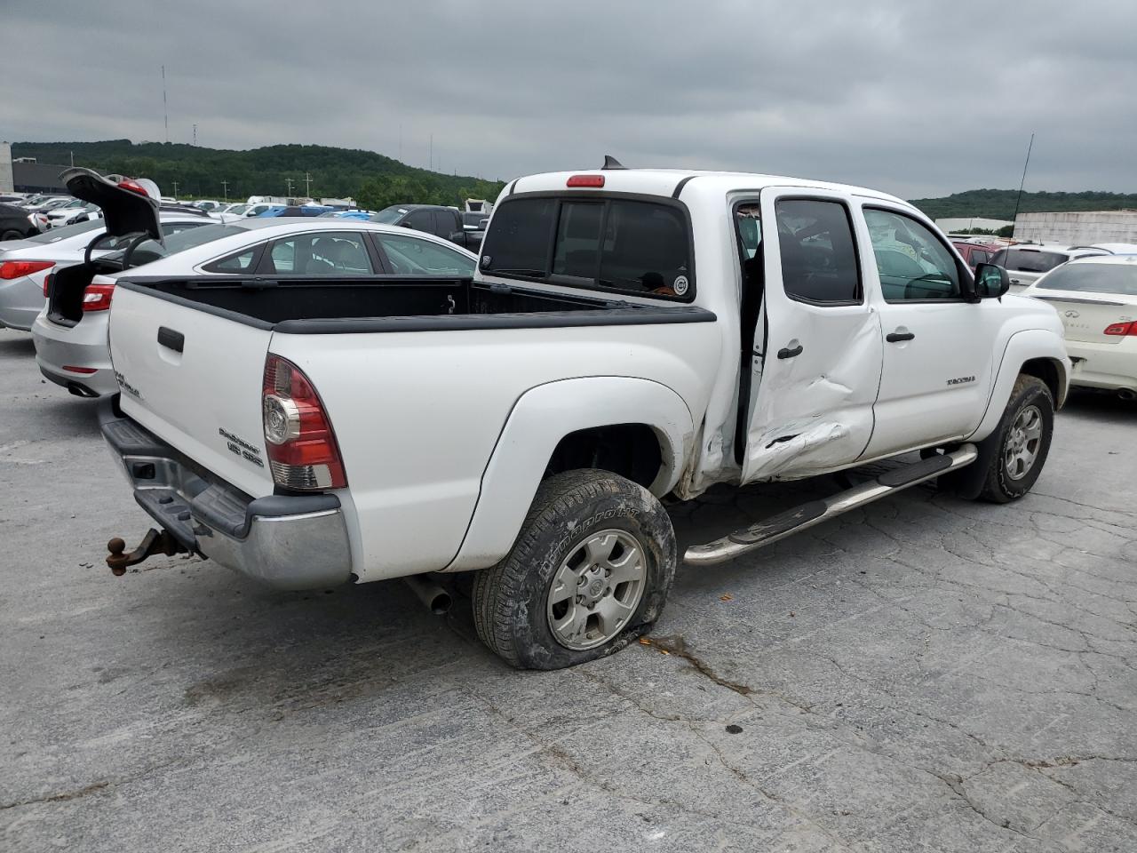 5TFJU4GN8FX066667 2015 Toyota Tacoma Double Cab Prerunner