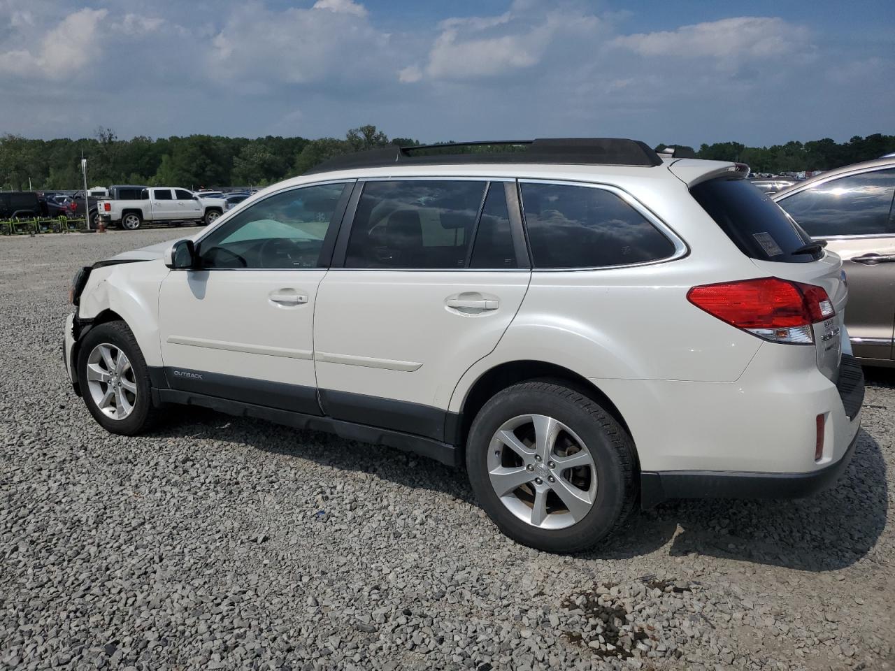 4S4BRCNC8E3275619 2014 Subaru Outback 2.5I Limited