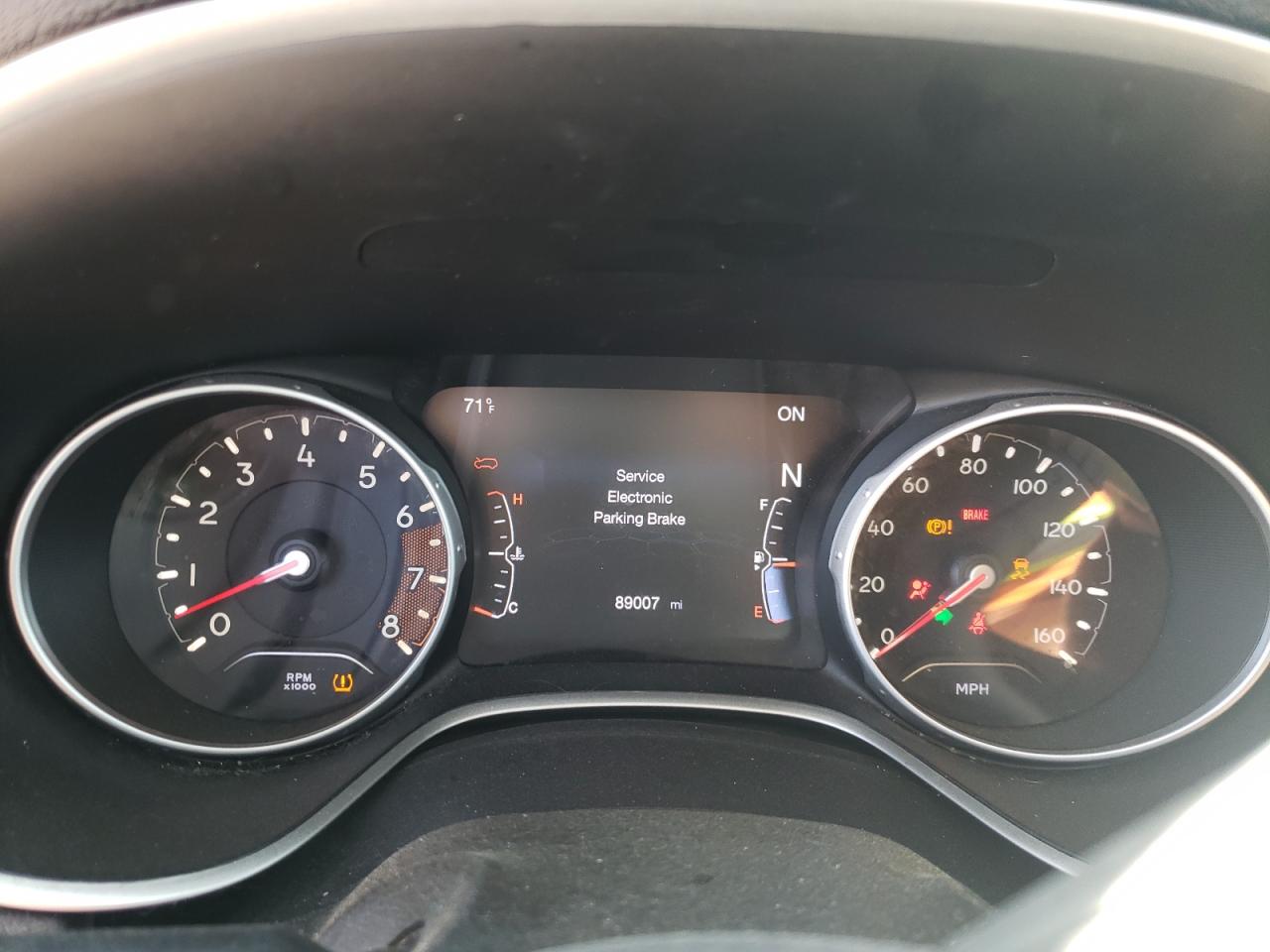 3C4NJDAB8JT181010 2018 Jeep Compass Sport