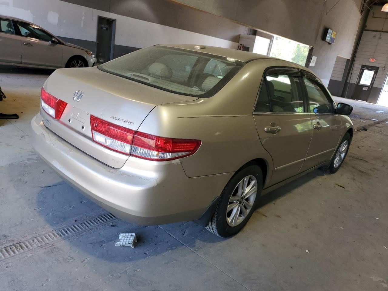 1HGCM56864A021285 2004 Honda Accord Ex