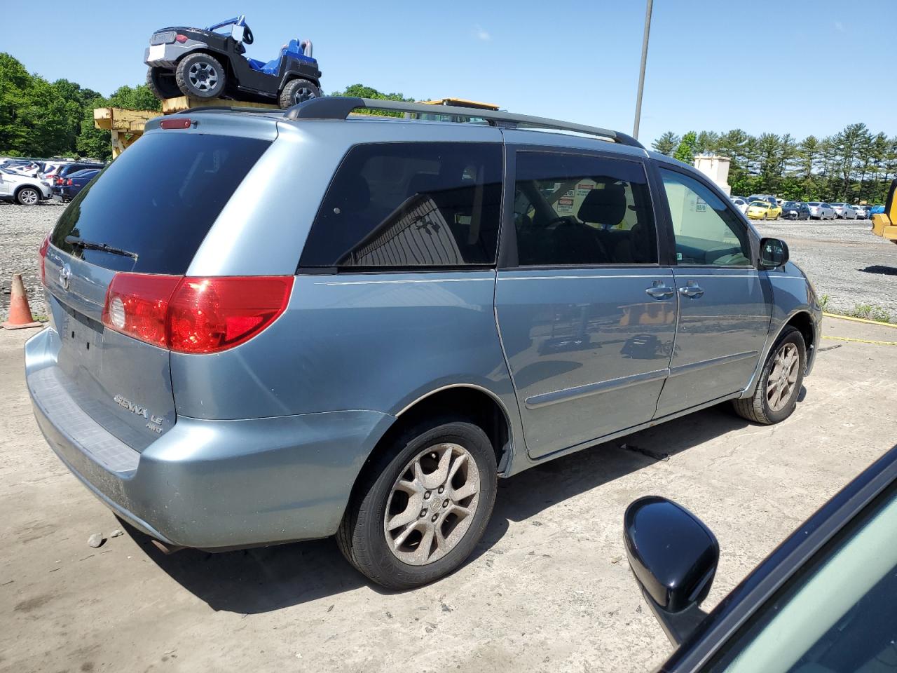 5TDBA23CX6S060221 2006 Toyota Sienna Le