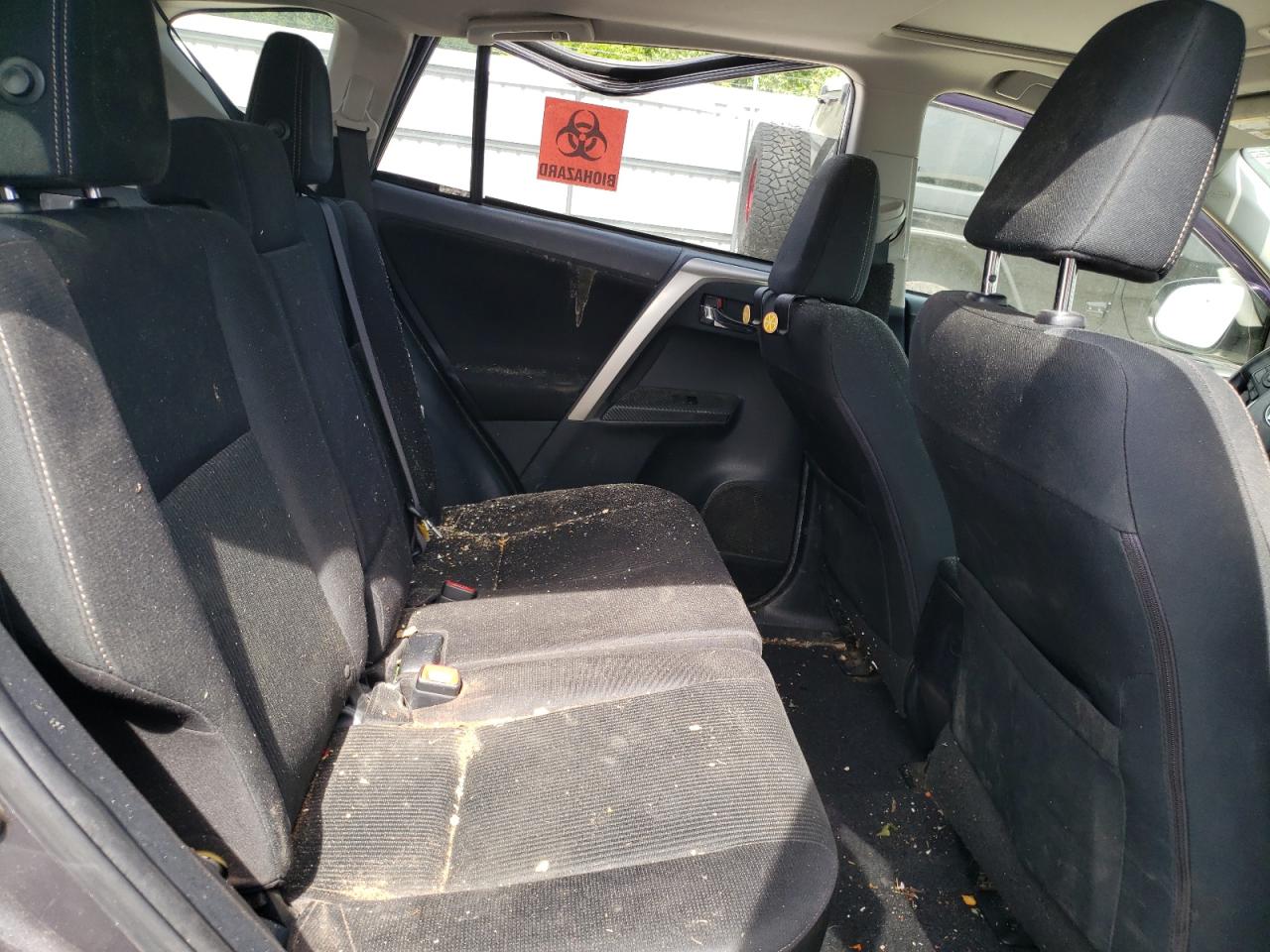 JTMWFREV3FJ048726 2015 Toyota Rav4 Xle