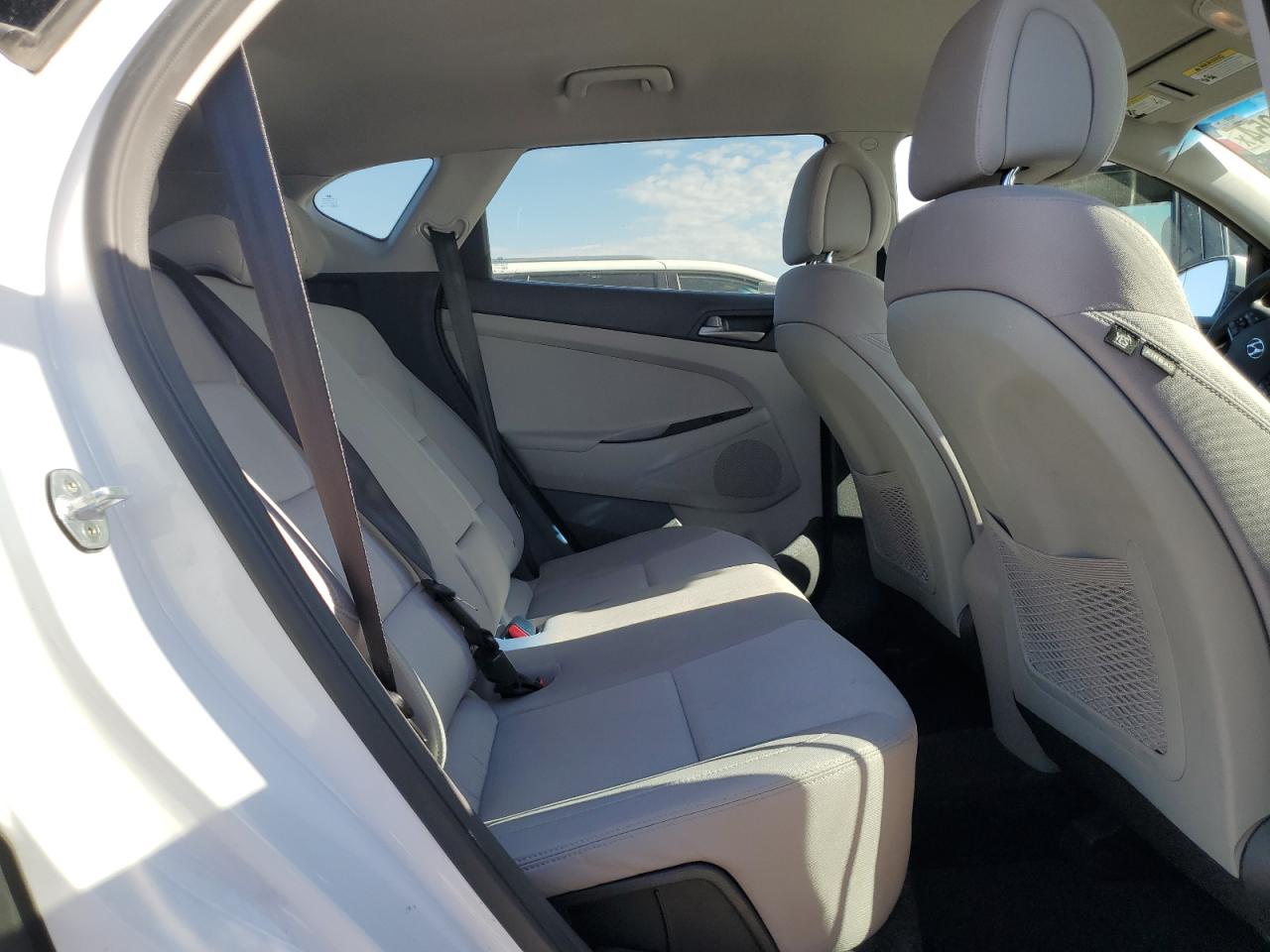 KM8J3CA46JU713487 2018 Hyundai Tucson Sel