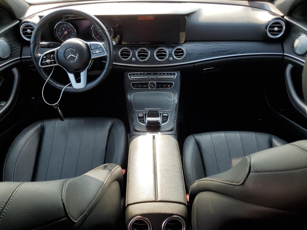 WDDZF4JB0KA601442 2019 Mercedes-Benz E 300