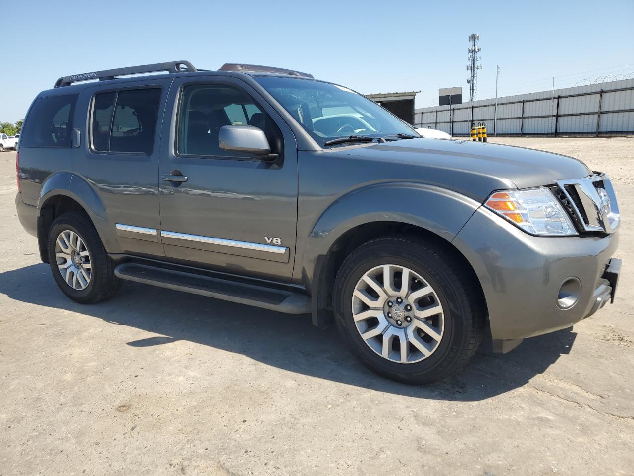 5N1BR18A98C607909 2008 Nissan Pathfinder Le