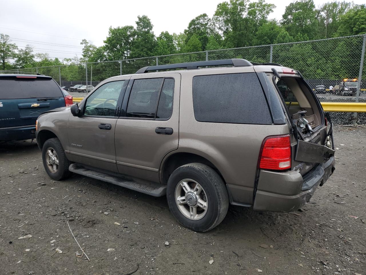 1FMZU73K35UA42191 2005 Ford Explorer Xlt