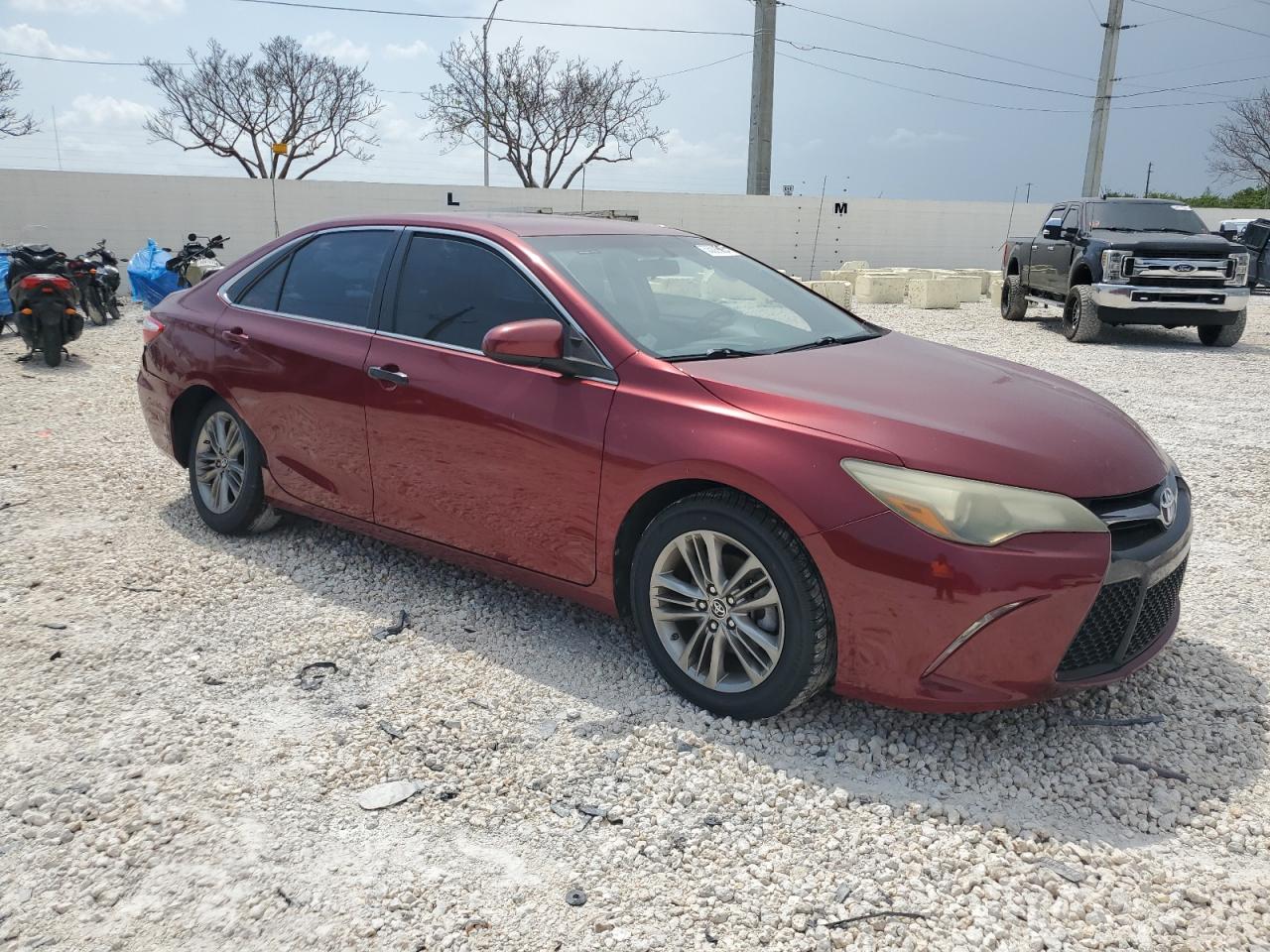 4T1BF1FK1GU540266 2016 Toyota Camry Le