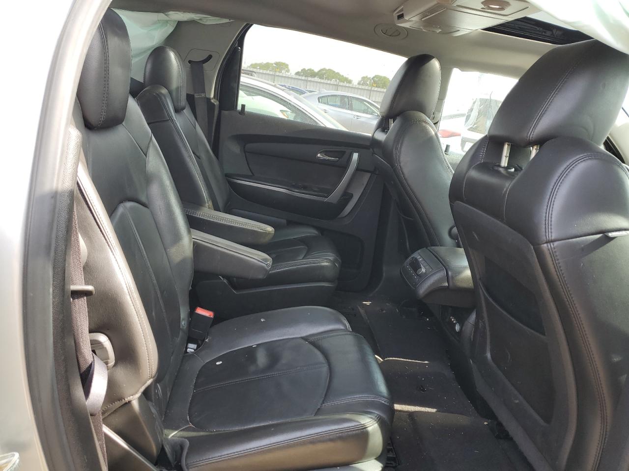 1GKLVMED8AJ138175 2010 GMC Acadia Slt-1