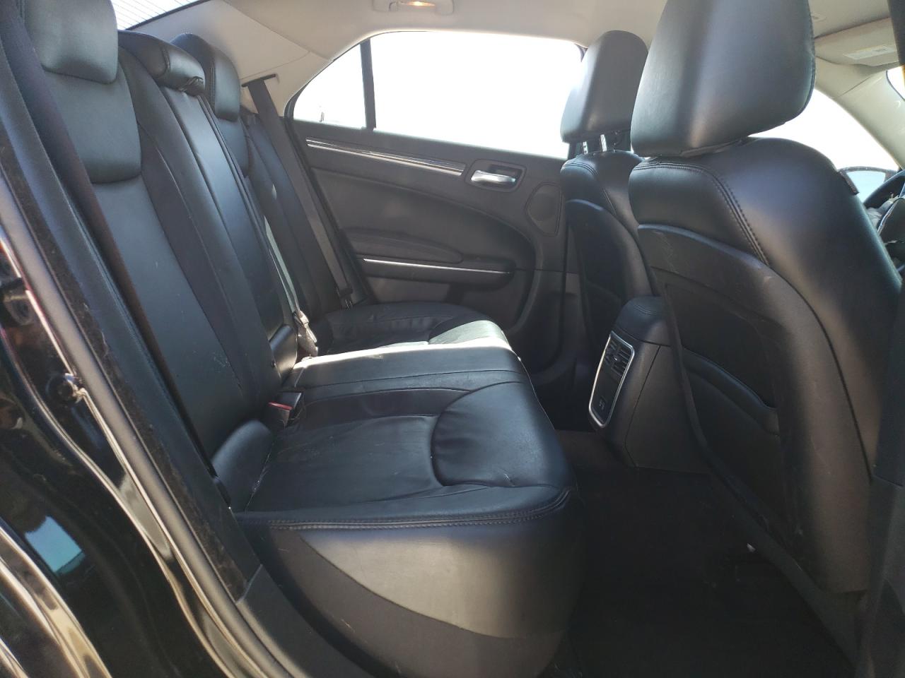 2C3CCAAG5JH121257 2018 Chrysler 300 Touring