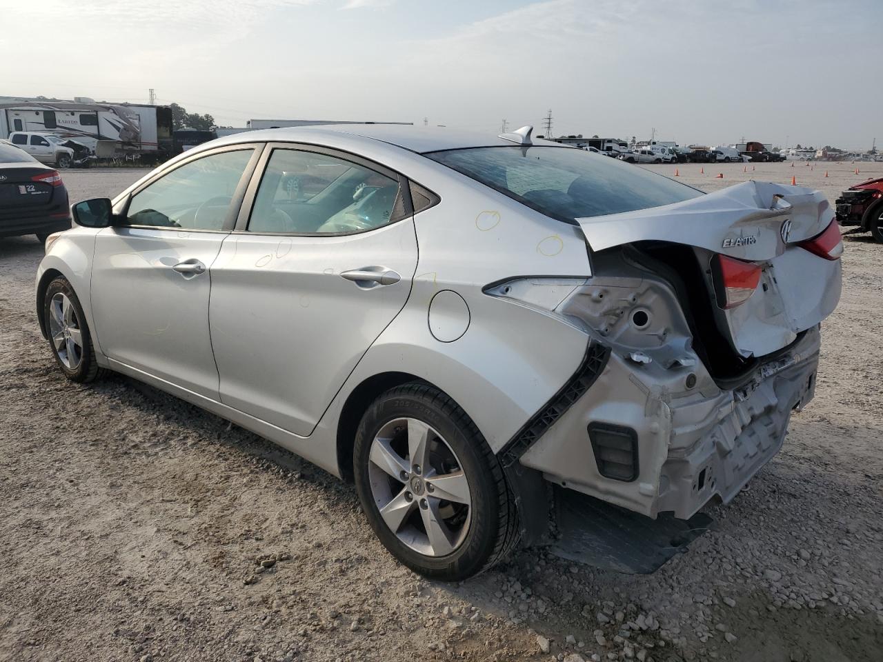 5NPDH4AE8DH363778 2013 Hyundai Elantra Gls