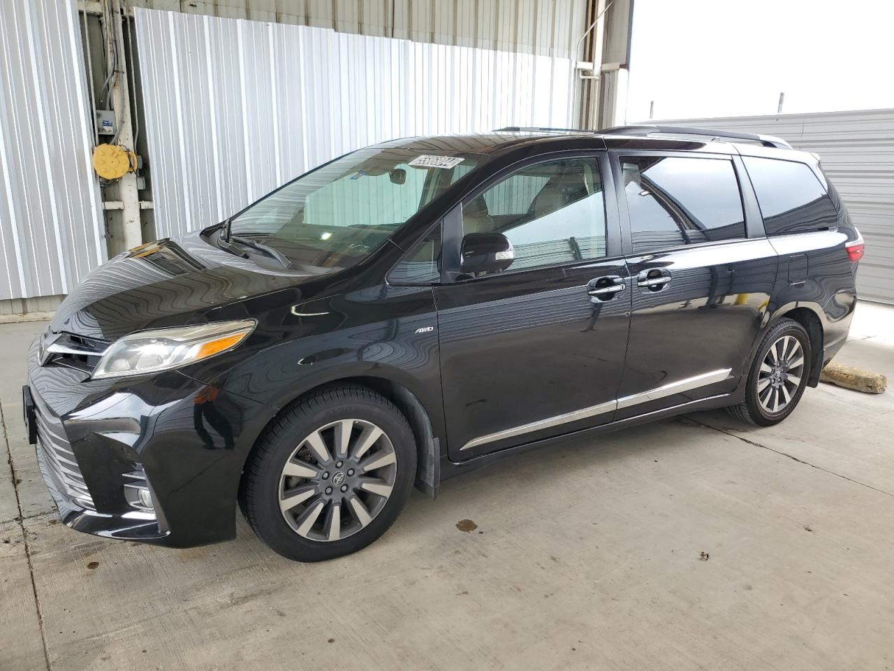 5TDDZ3DCXKS224115 2019 Toyota Sienna Xle