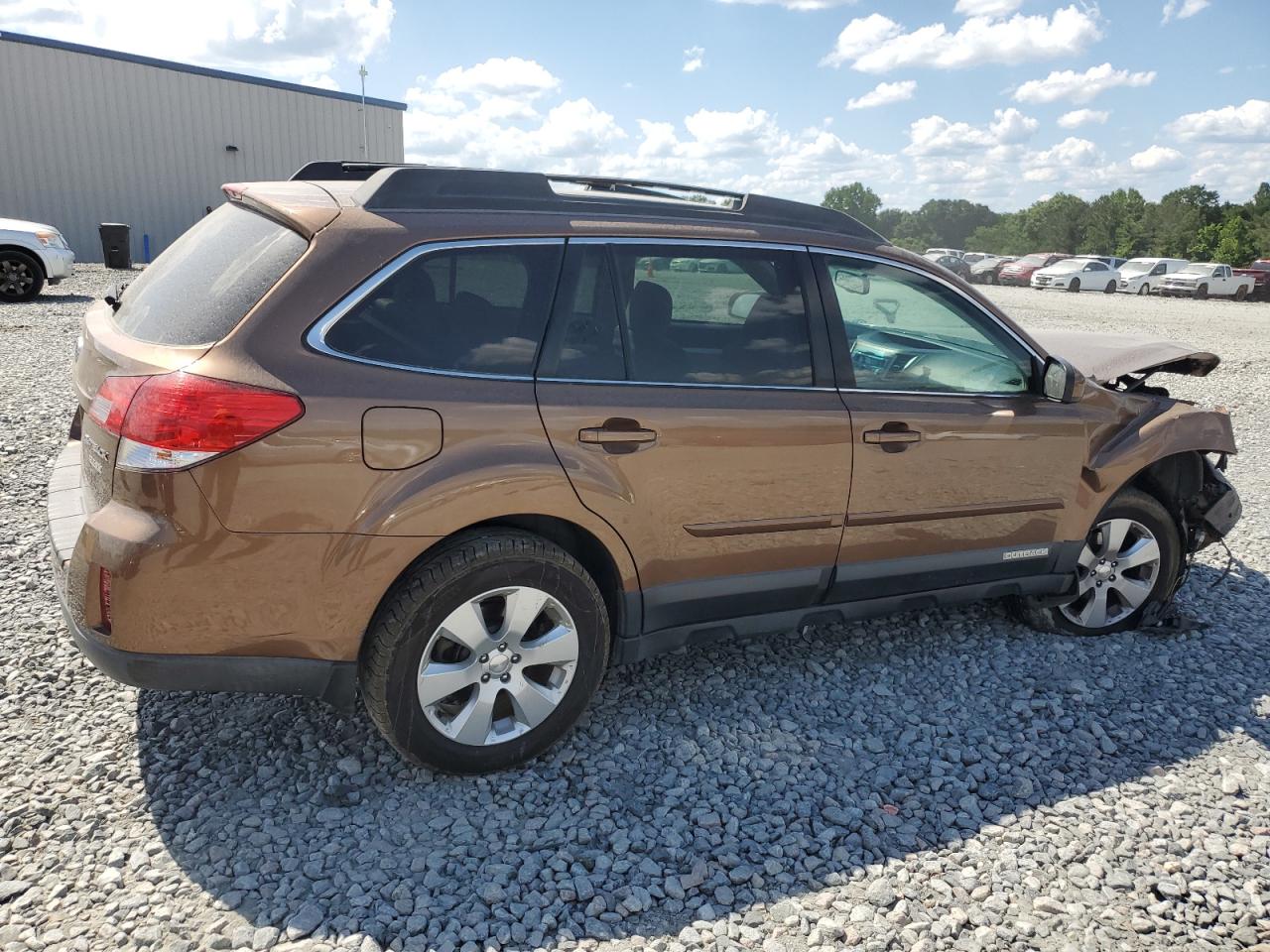 4S4BRBCC6B3428975 2011 Subaru Outback 2.5I Premium