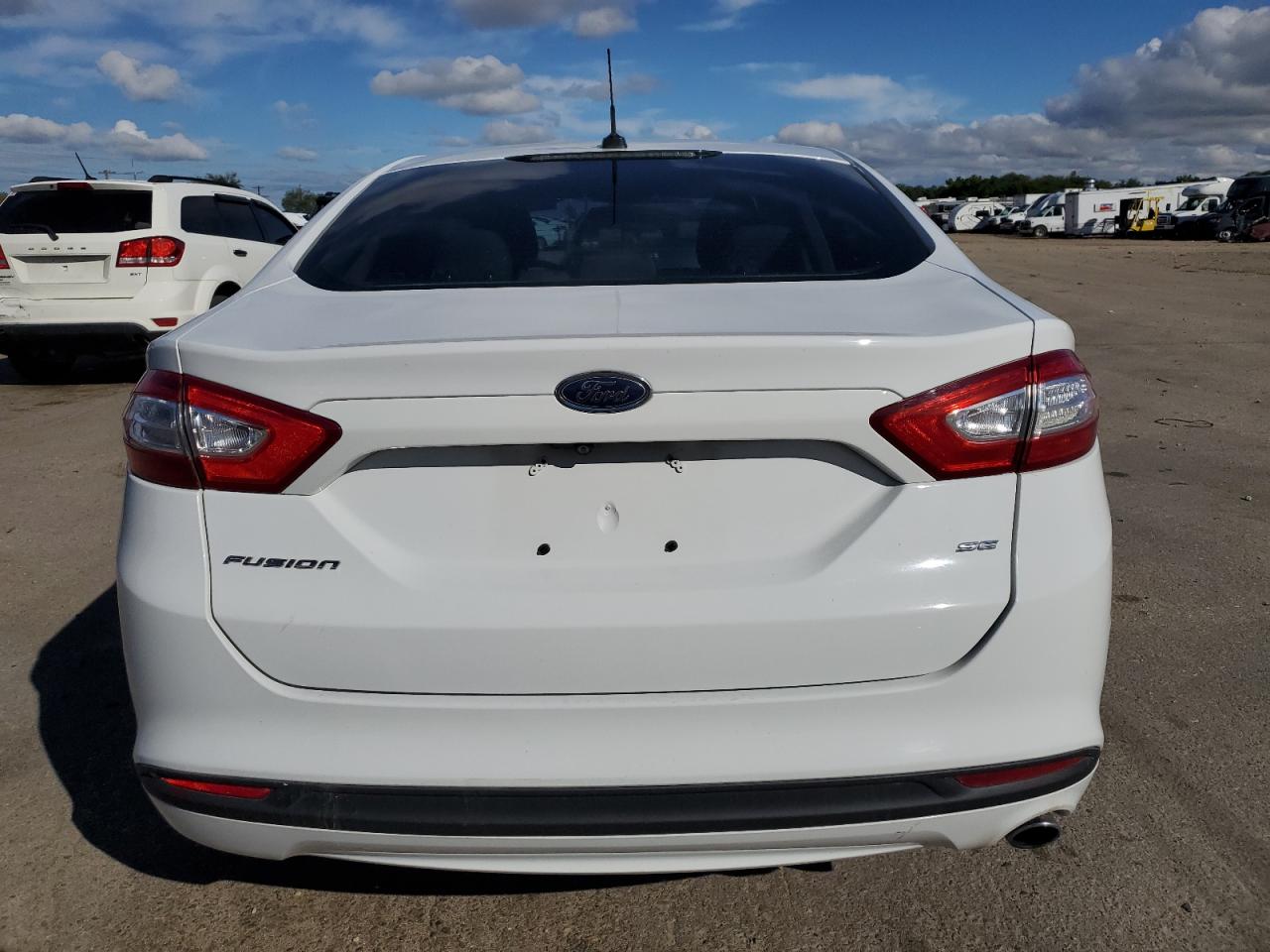 3FA6P0H78FR131389 2015 Ford Fusion Se