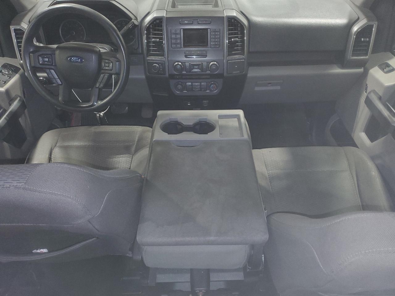 1FTEW1E81HFB23517 2017 Ford F150 Supercrew