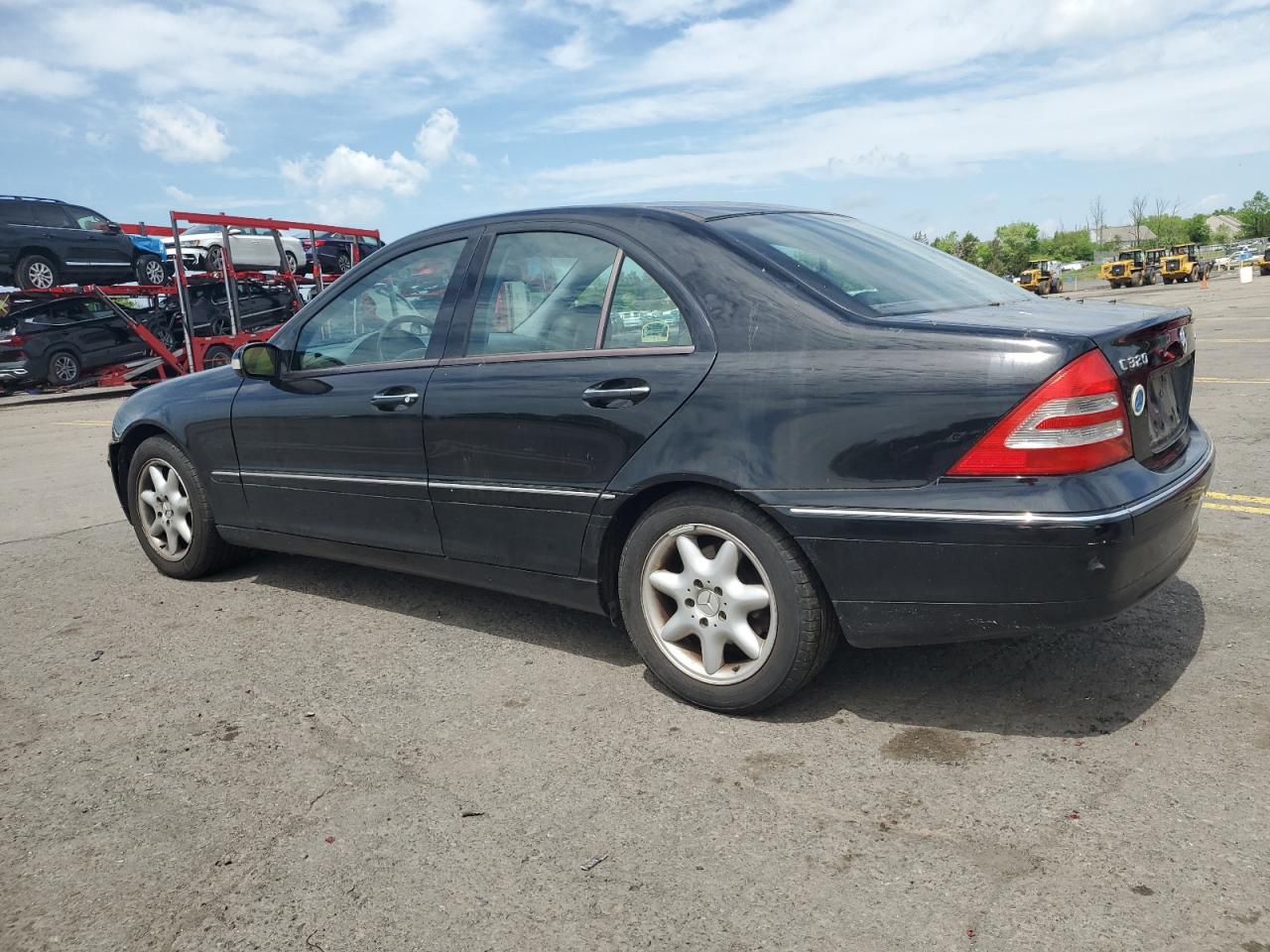 WDBRF84J64F551560 2004 Mercedes-Benz C 320 4Matic