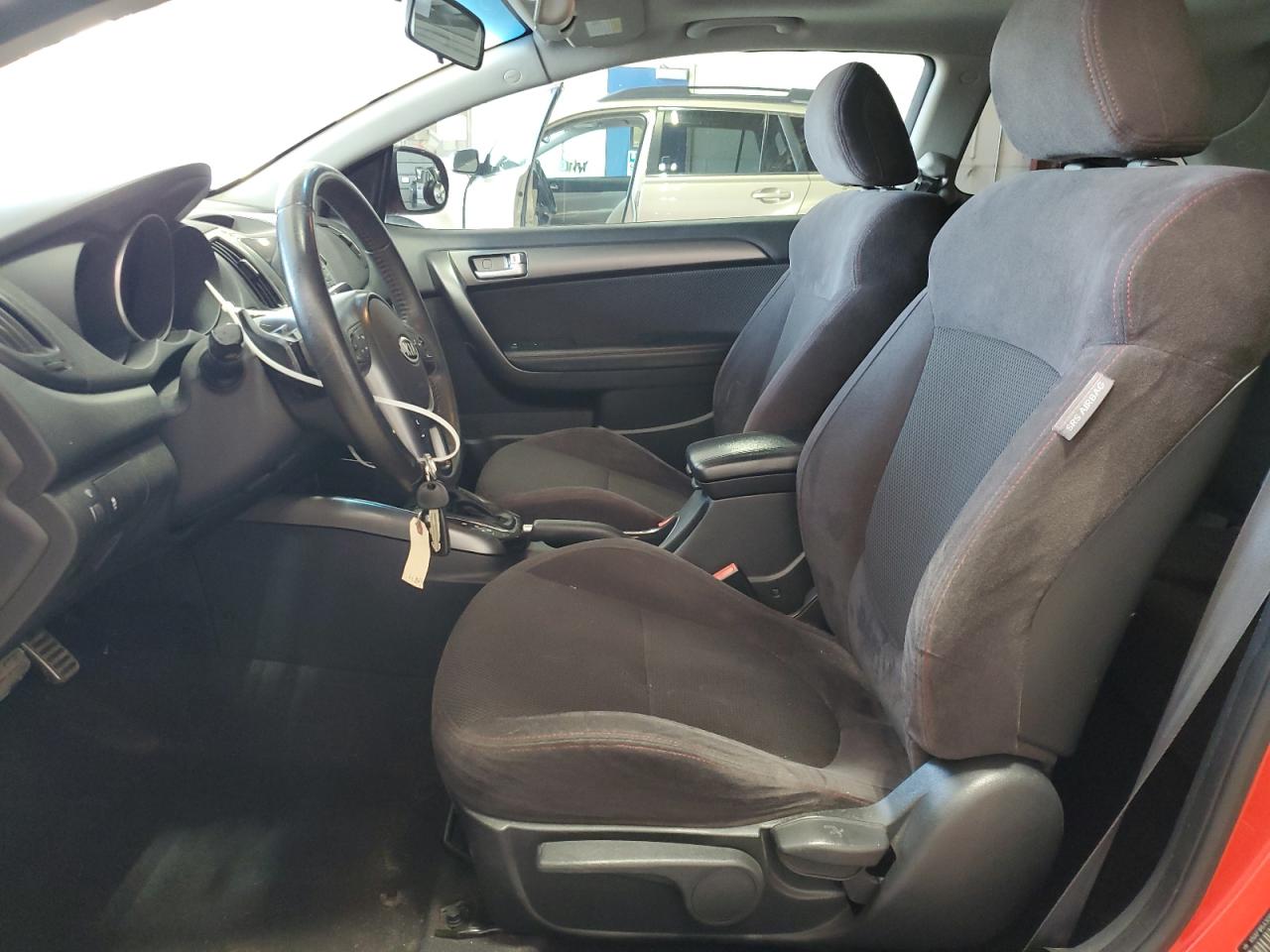 KNAFW6A30B5372803 2011 Kia Forte Sx