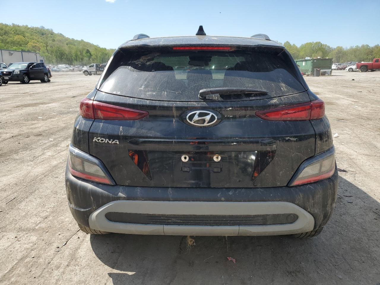 KM8K62AB4NU818037 2022 Hyundai Kona Sel