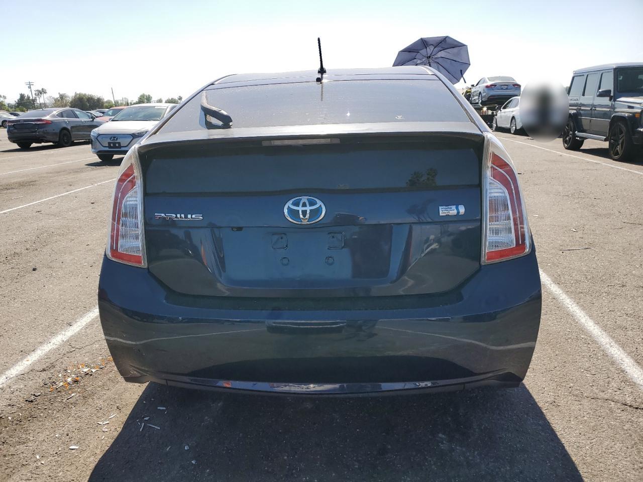 JTDKN3DUXF0454838 2015 Toyota Prius