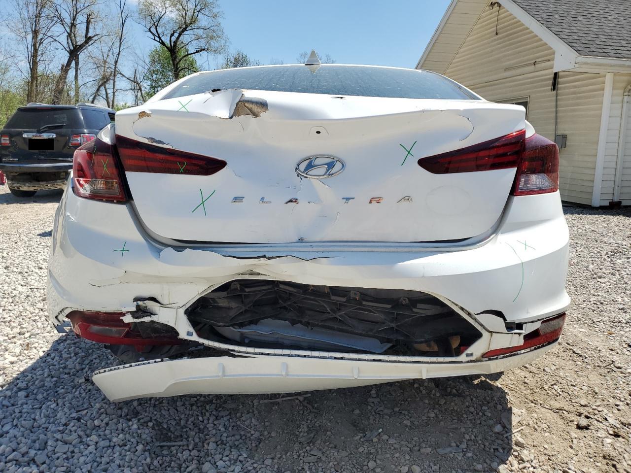 5NPD84LF2KH493641 2019 Hyundai Elantra Sel