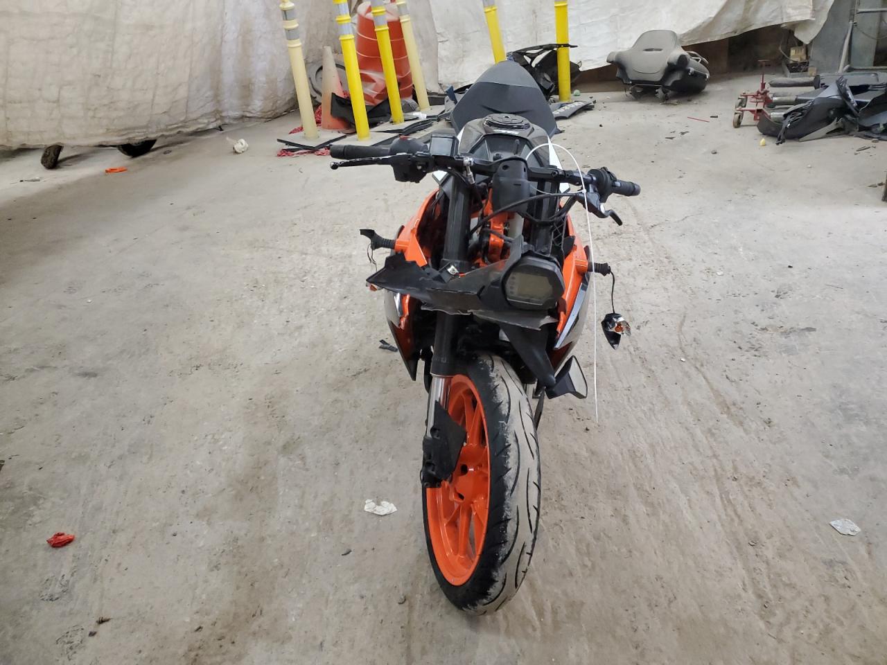 MD2JYJ406JC298013 2018 Ktm 390 Duke