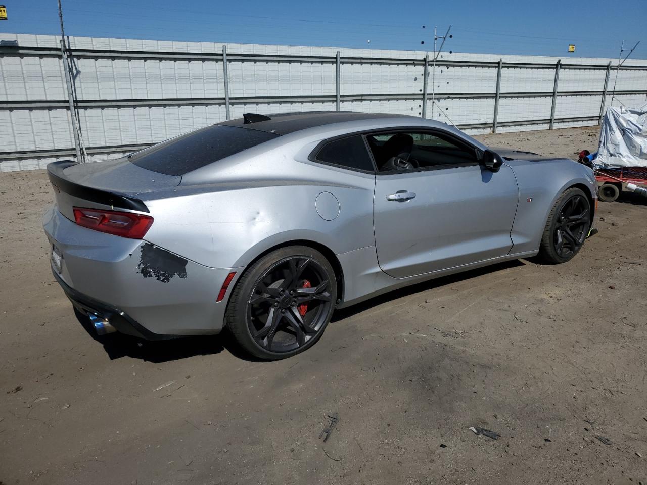 2018 Chevrolet Camaro Ss vin: 1G1FE1R79J0160986