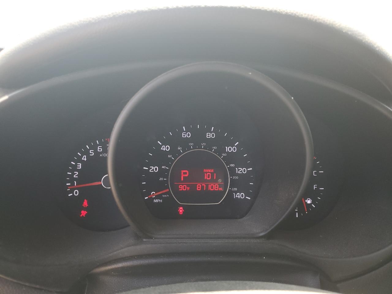 KNDJN2A29G7305046 2016 Kia Soul