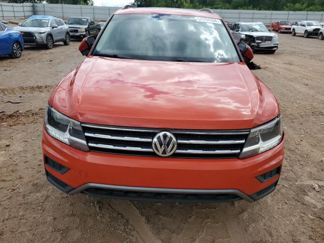 2018 VOLKSWAGEN TIGUAN SE - 3VV3B7AX2JM069428