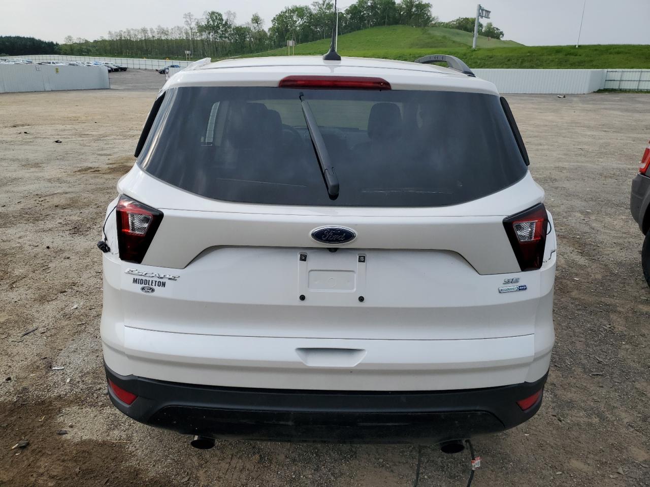 1FMCU9GD3KUB50643 2019 Ford Escape Se