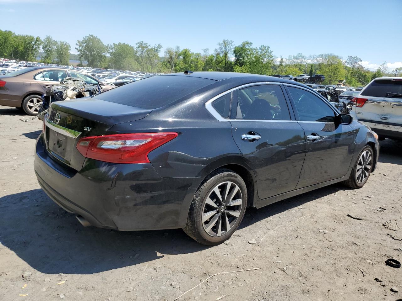 1N4AL3AP4JC265759 2018 Nissan Altima 2.5