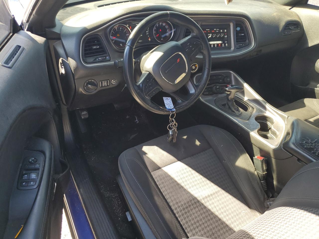 2C3CDZAG8KH635410 2019 Dodge Challenger Sxt