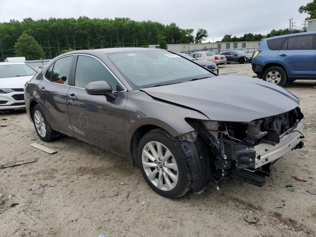 VIN 4T1B11HK8KU246920 2019 Toyota Camry, L no.4