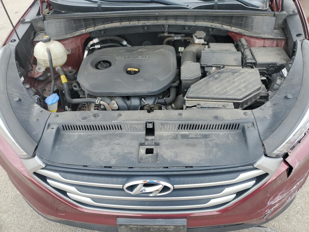 KM8J2CA40JU631421 2018 Hyundai Tucson Se