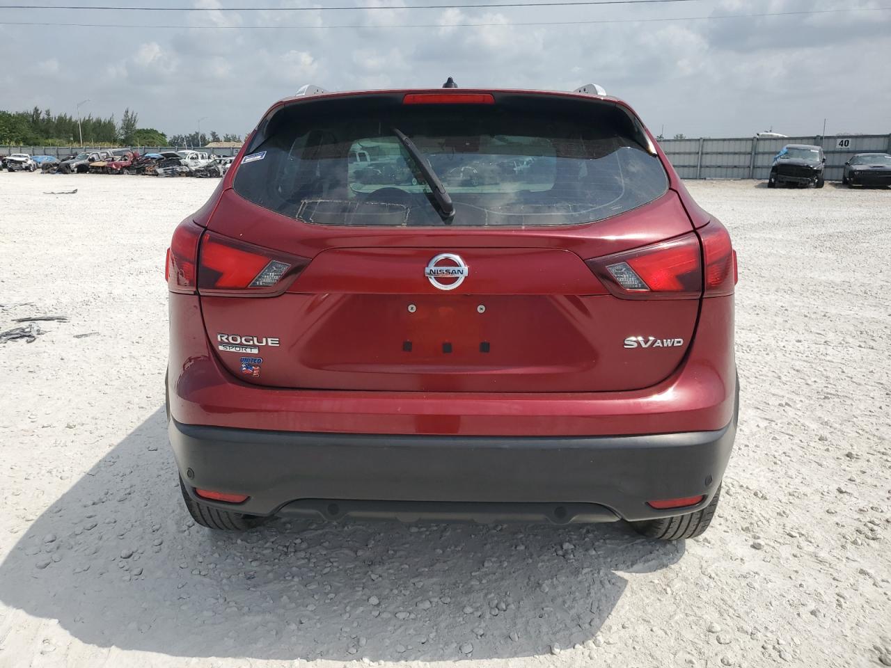 JN1BJ1CRXKW338918 2019 Nissan Rogue Sport S