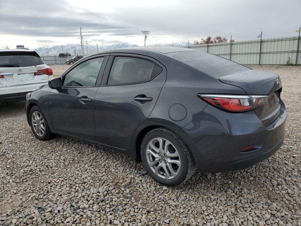 3MYDLBZVXGY109067 2016 Toyota Scion Ia