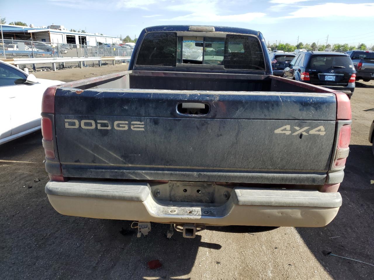 1B7HF13Y5YJ112355 2000 Dodge Ram 1500