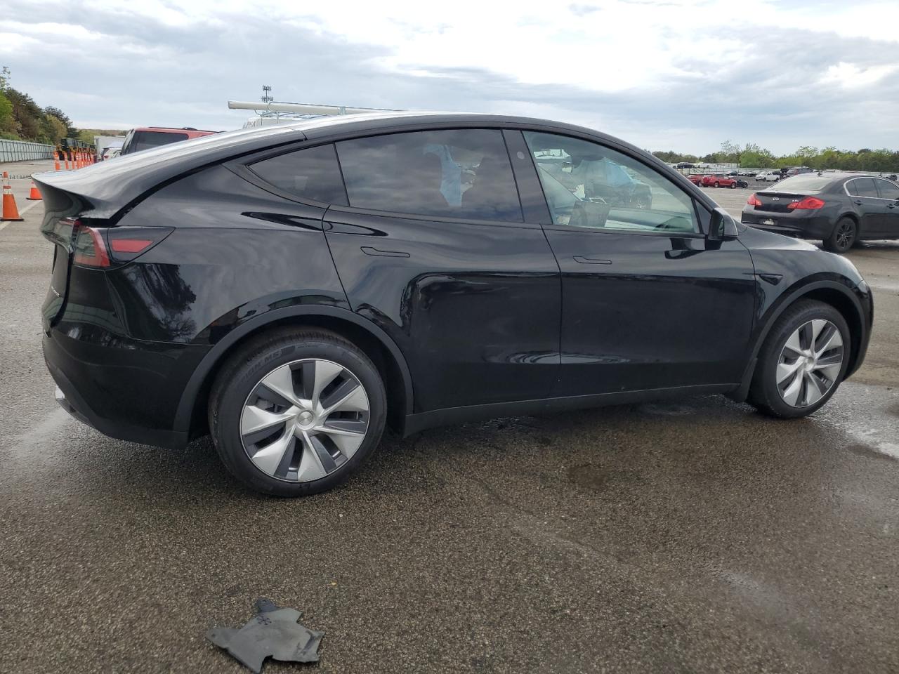 7SAYGDEE3PA188471 2023 Tesla Model Y