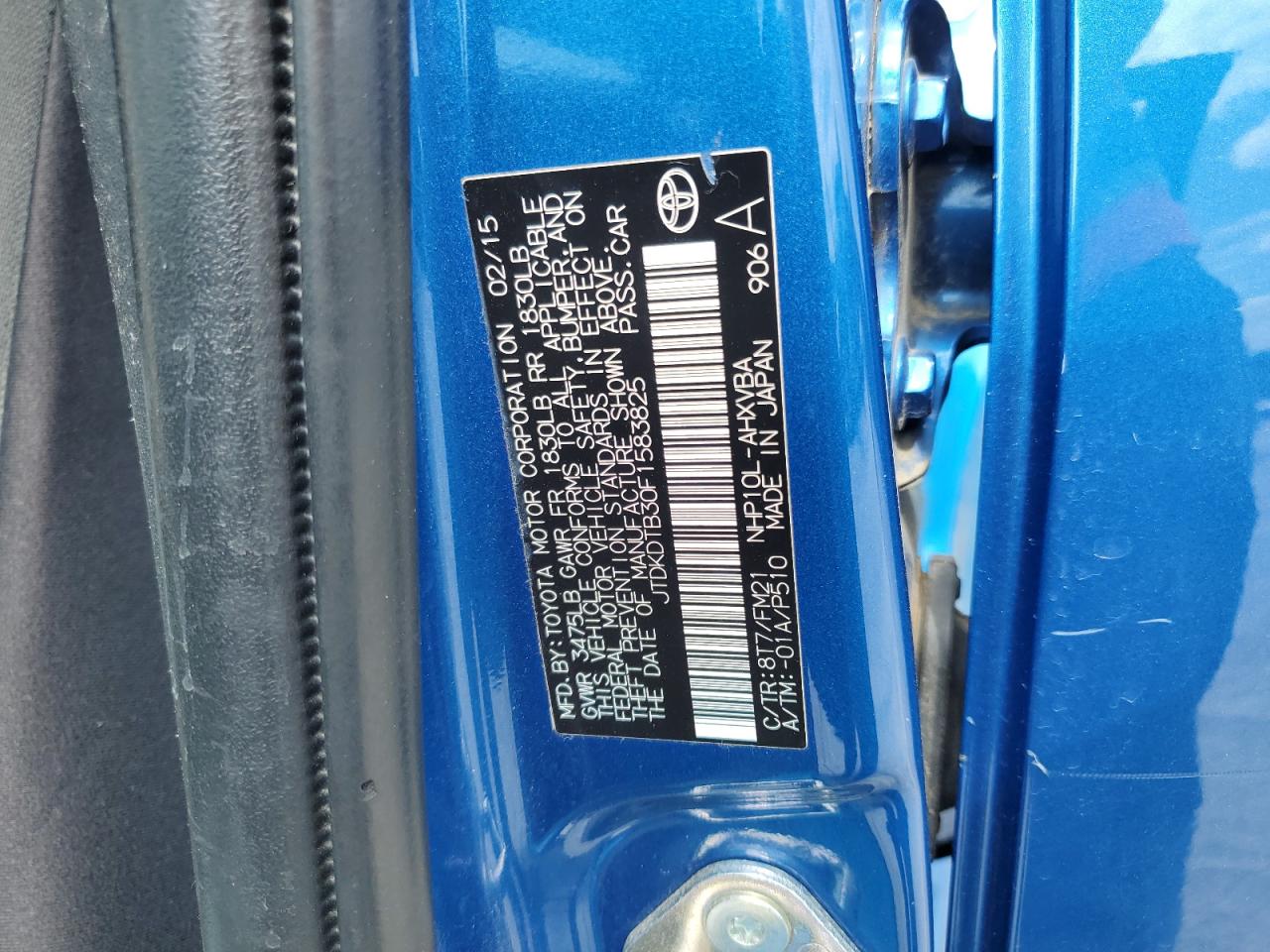 JTDKDTB30F1583825 2015 Toyota Prius C