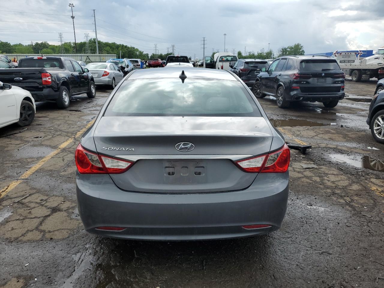 5NPEB4AC8BH101745 2011 Hyundai Sonata Gls