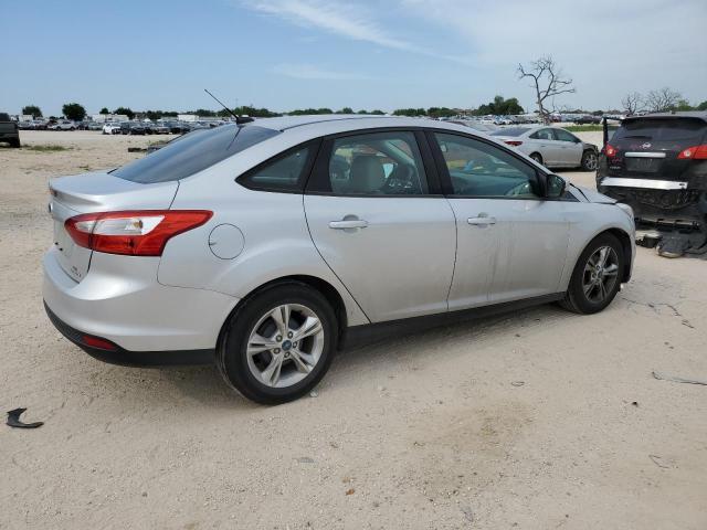 VIN 1FADP3F26DL137882 2013 Ford Focus, SE no.3