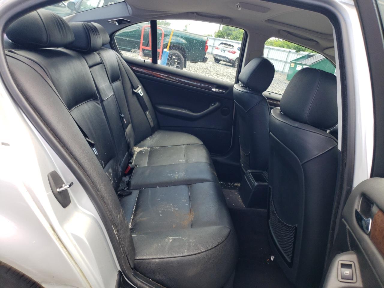 WBAEV33404KR26459 2004 BMW 325 I