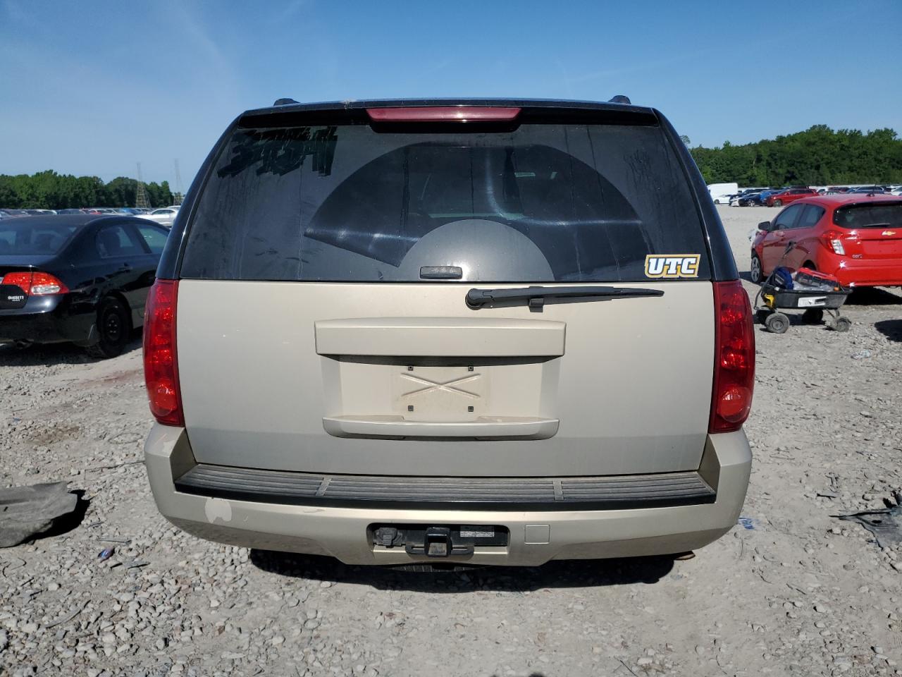 1GKMCAE34AR136411 2010 GMC Yukon Sle