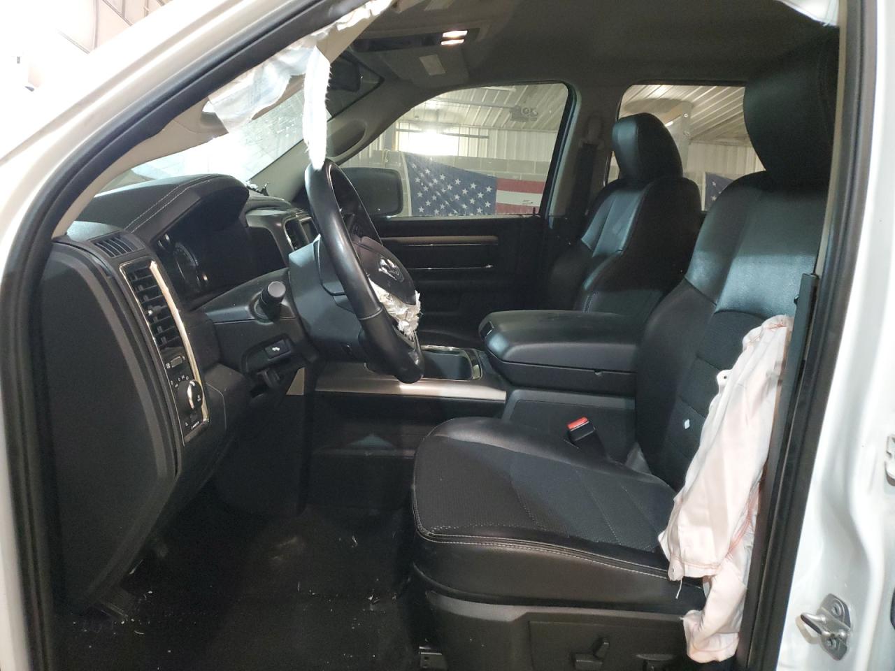 1C6RR7MG0HS690059 2017 Ram 1500 Sport