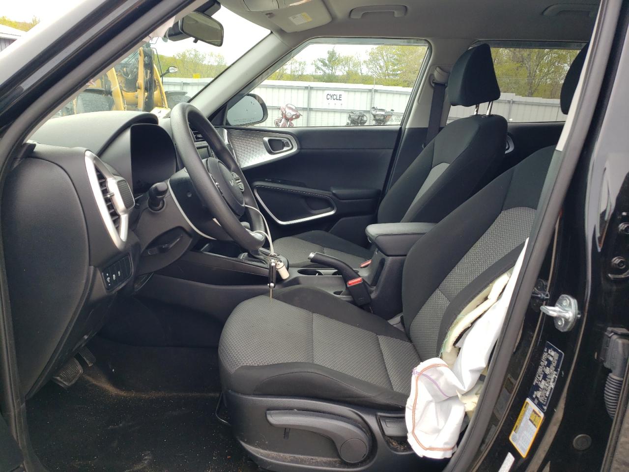 KNDJ23AU9P7875872 2023 Kia Soul Lx