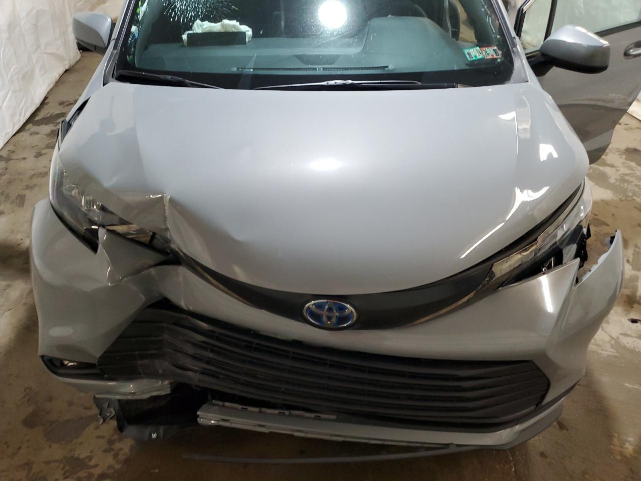 5TDCSKFCXRS110391 2024 Toyota Sienna Xse