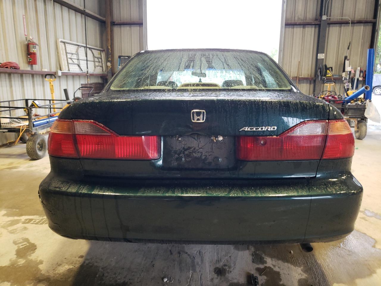 1HGCG5649YA004054 2000 Honda Accord Lx