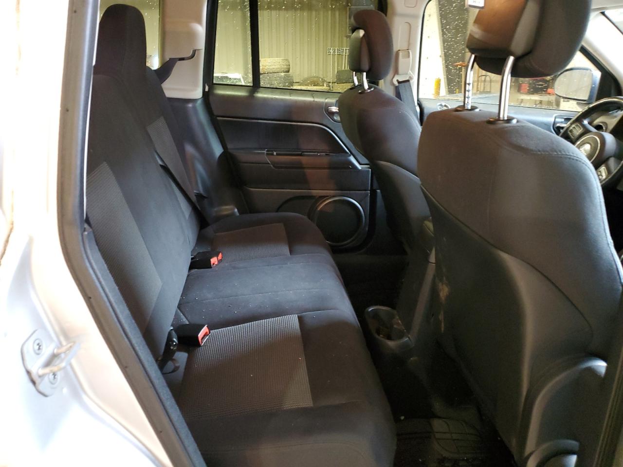 1J4NF1FB0BD282682 2011 Jeep Compass Sport