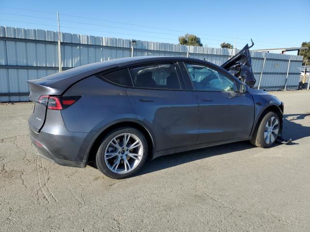 7SAYGDEE4PF966912 2023 Tesla Model Y