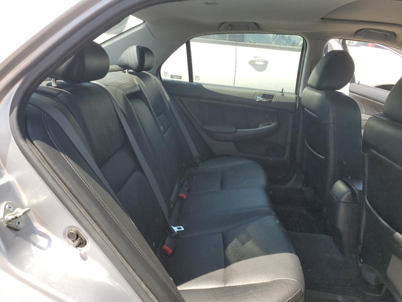 1HGCM66555A045168 2005 Honda Accord Ex