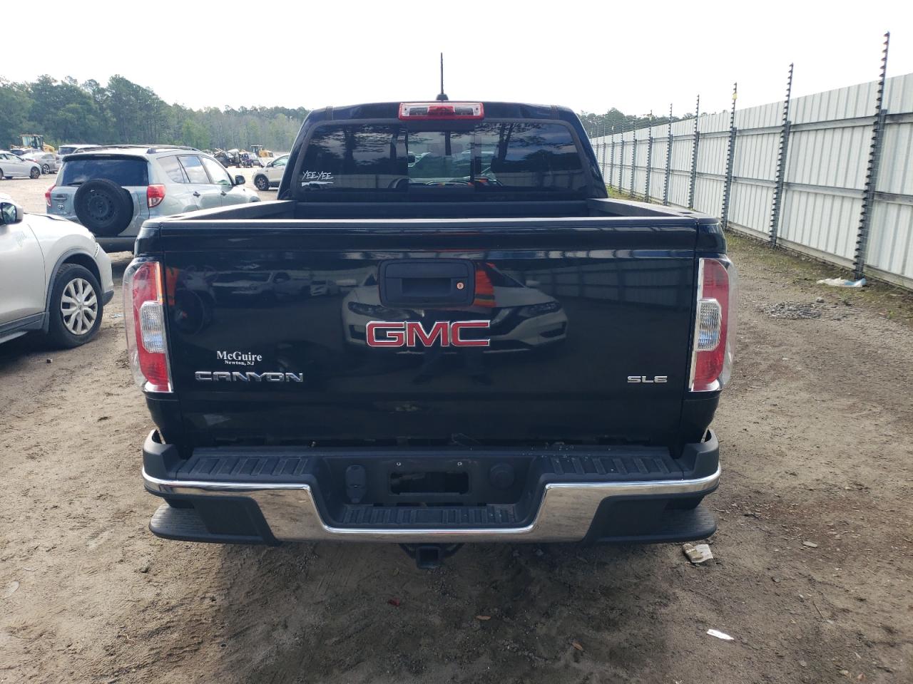 1GTG6CE37G1104409 2016 GMC Canyon Sle