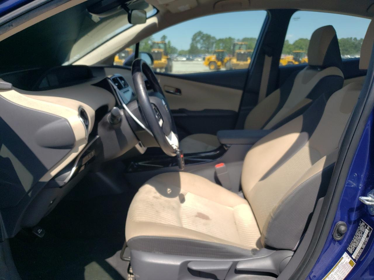 JTDKARFU0J3548746 2018 Toyota Prius